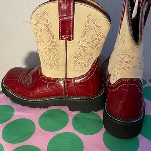 Ariat Fatboy Kids Boots in Red and Cream